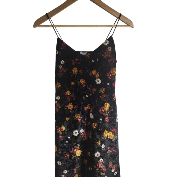 Garage Black Floral Midi Dress - Picture 1 of 5